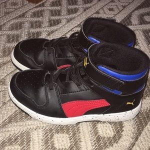 Size 2C Boys Puma Hightop Shoes